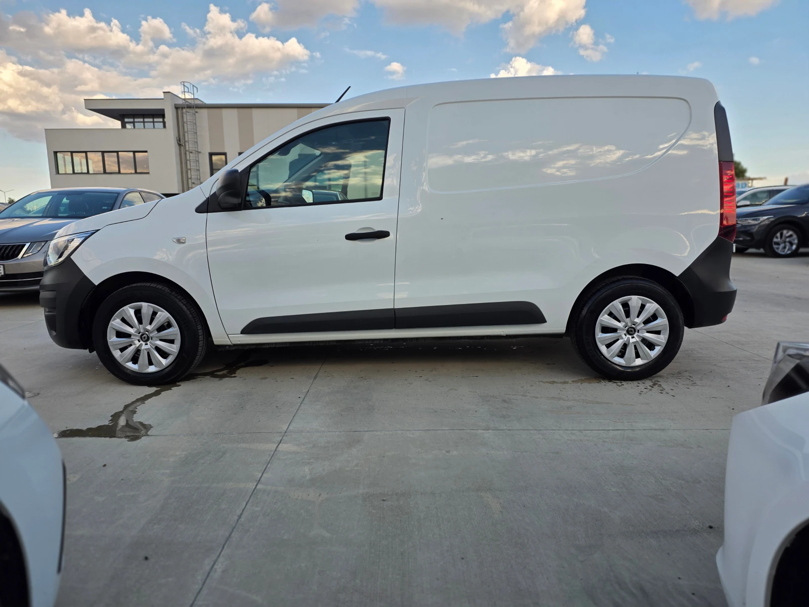 Dacia Dokker 1.5DCI-6�� | Mobile.bg � ����������� 2