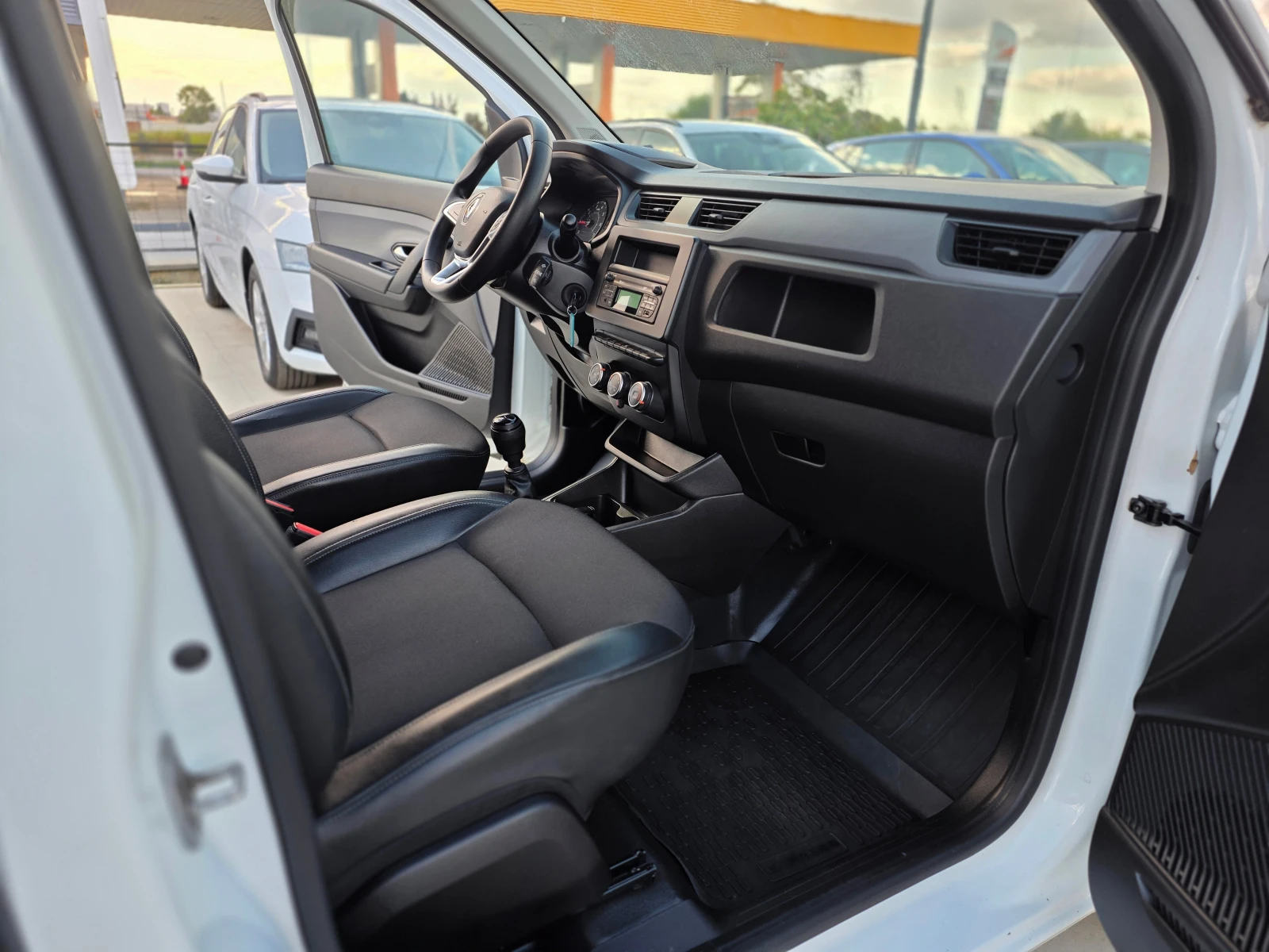 Dacia Dokker 1.5DCI-6�� | Mobile.bg � ����������� 9