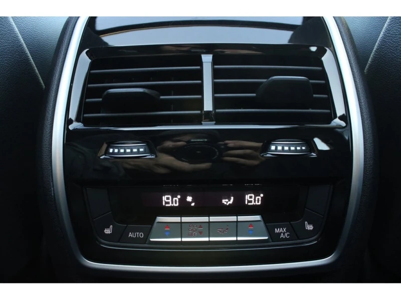 BMW X5 xDrive40i | Premium Enhanced | M Package | Safety , снимка 17 - Автомобили и джипове - 52653747