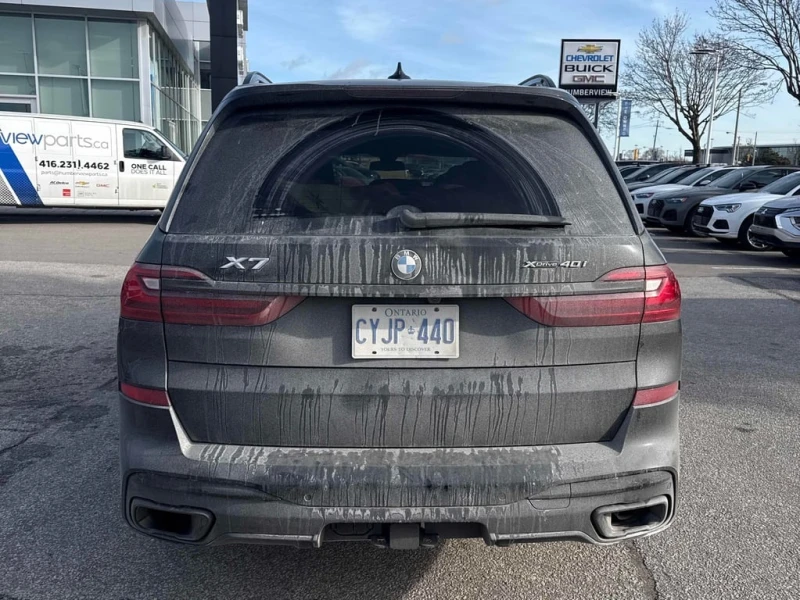 BMW X7 * xDrive40i * CARFAX * 360 * HARMAN KARDON, снимка 4 - Автомобили и джипове - 53329333