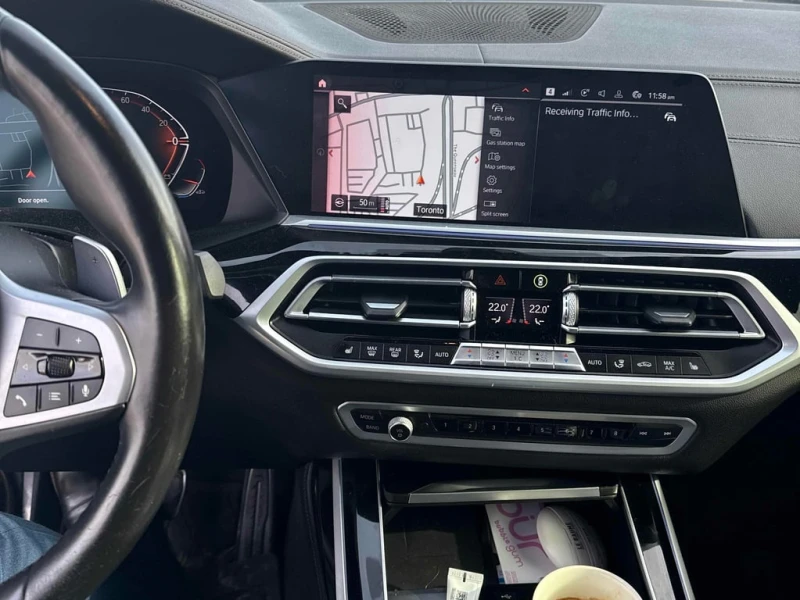 BMW X7 * xDrive40i * CARFAX * 360 * HARMAN KARDON, снимка 9 - Автомобили и джипове - 53329333