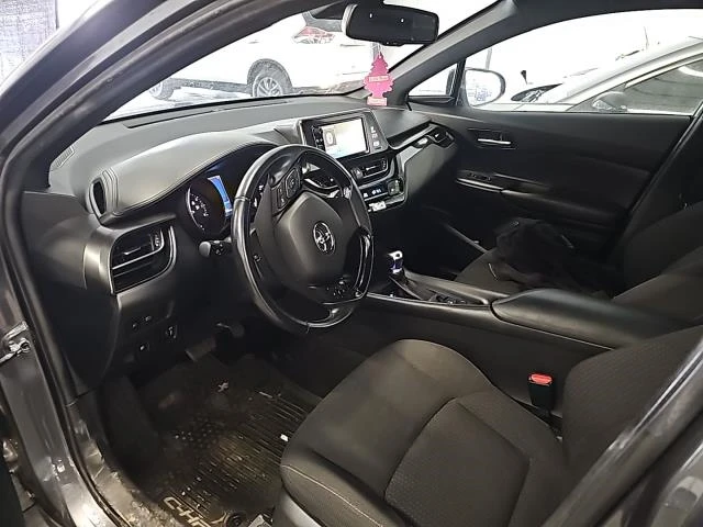 Toyota C-HR XLE Premium, снимка 5 - Автомобили и джипове - 48614168