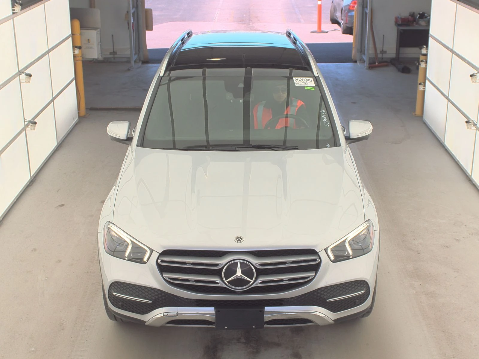 Mercedes-Benz GLE 350 4MATIC * М. ТОЧКА * BURMESTER * ПОДГРЕВ *  - изображение 2