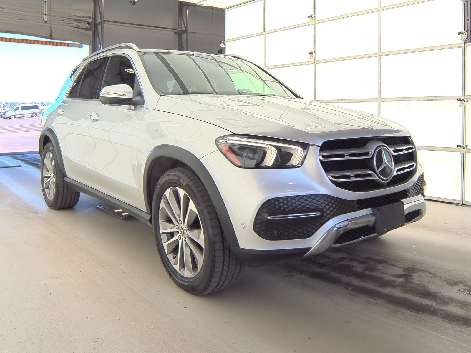 Mercedes-Benz GLE 350 4MATIC * М. ТОЧКА * BURMESTER * ПОДГРЕВ *  - изображение 3