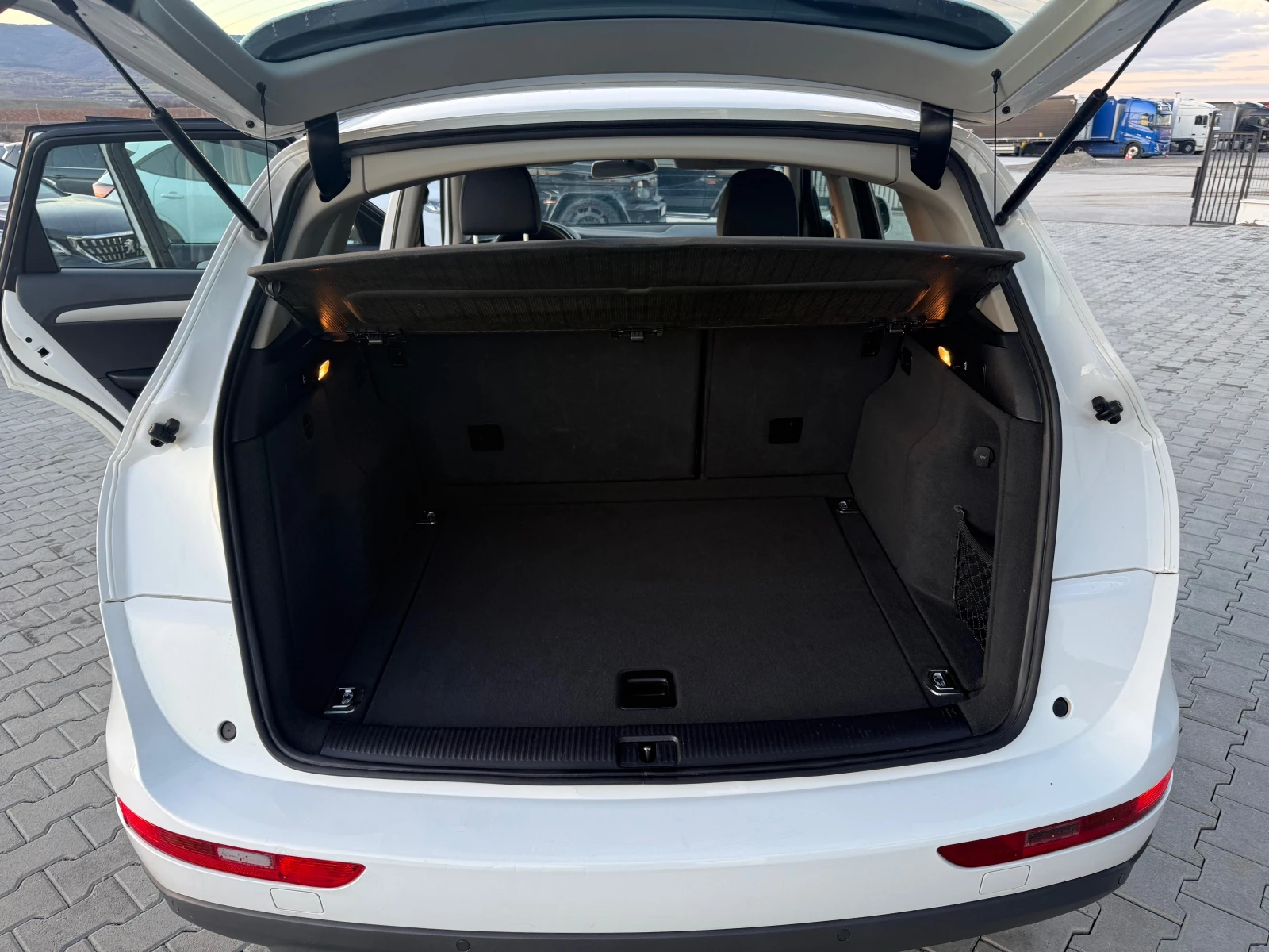 Audi Q5 2.0TDI QUATTRO �������� ������ !!! 170 �� | Mobile.bg � ����������� 16