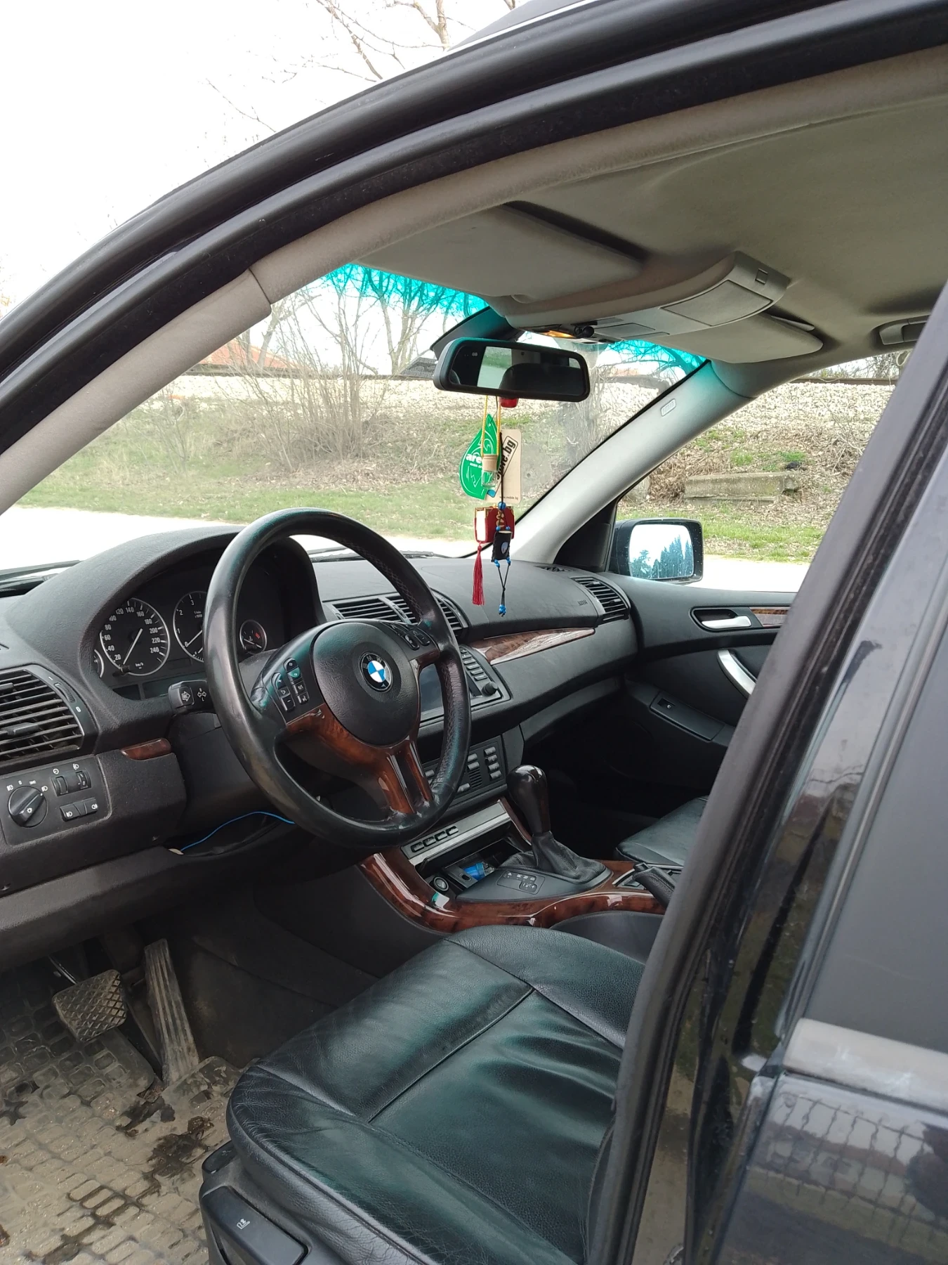 BMW X5 3.0д - изображение 10