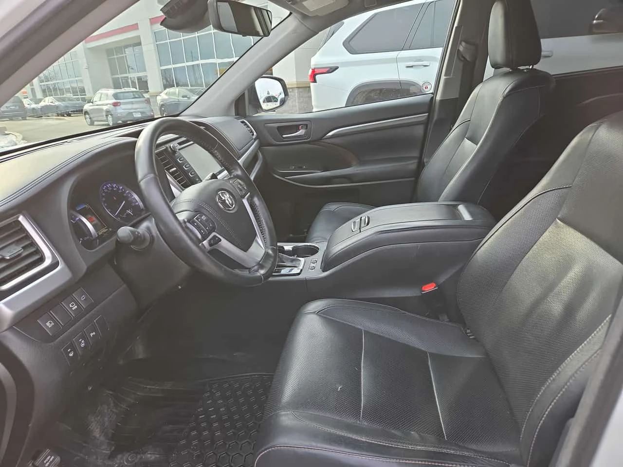 Toyota Highlander * Hybrid Limited * CARFAX * ЦЕНА ДО БГ, снимка 6 - Автомобили и джипове - 53976347