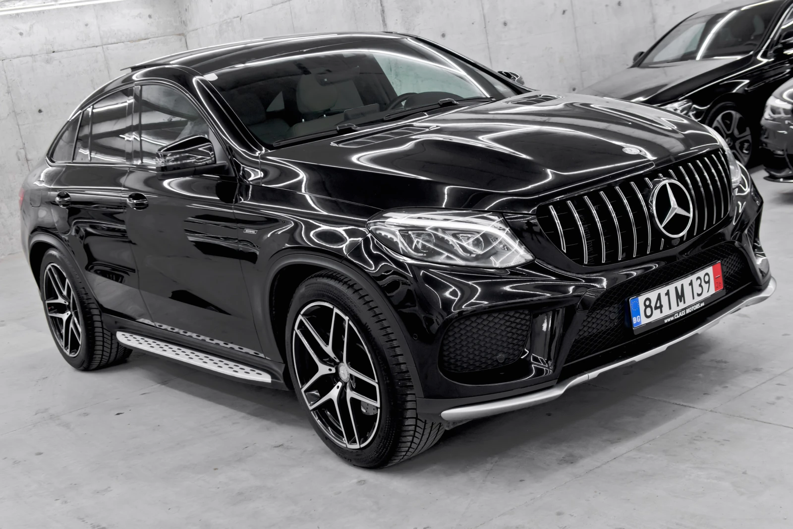 Mercedes-Benz GLE 43 AMG Coupe, снимка 3 - Автомобили и джипове - 54562777