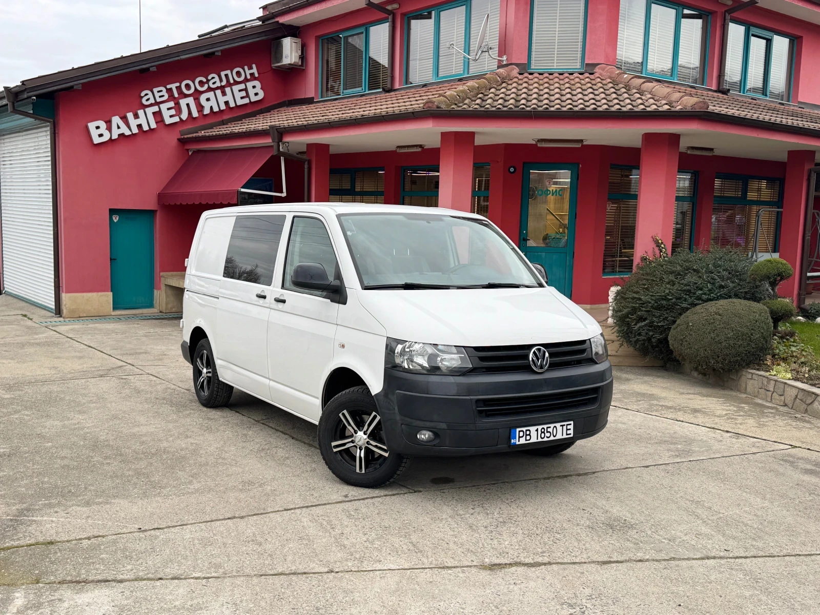 VW T6 2.0TDI* Климатик* 5+ 1 места, снимка 1