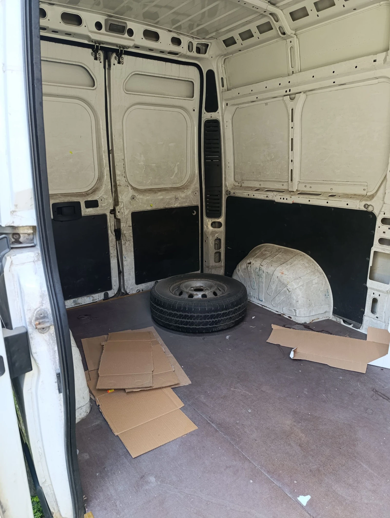 Citroen Jumper 2.2 HDI, снимка 9 - Бусове и автобуси - 54045276