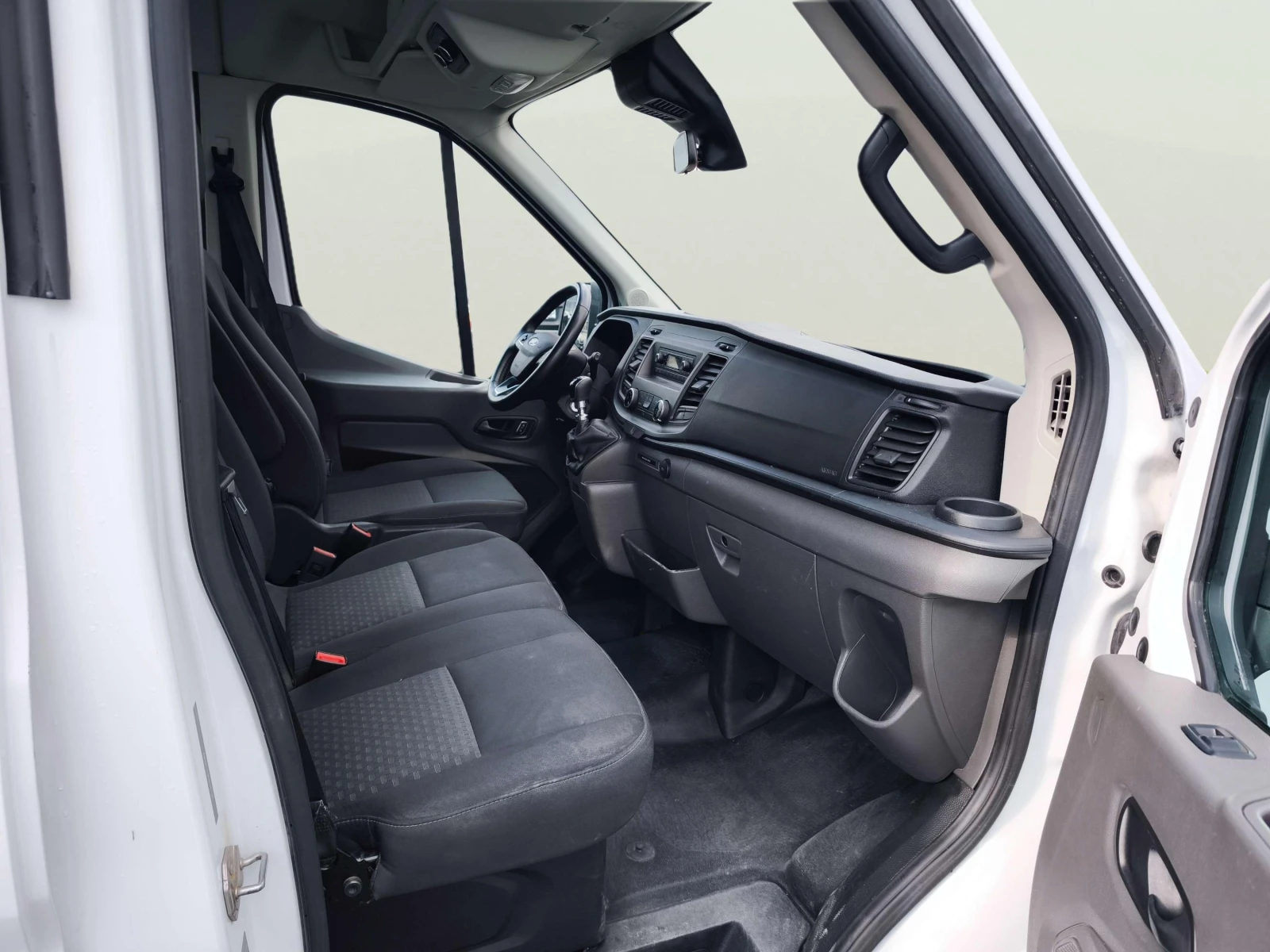 Ford Transit 2.0 EcoBlue, снимка 8 - Бусове и автобуси - 54479527