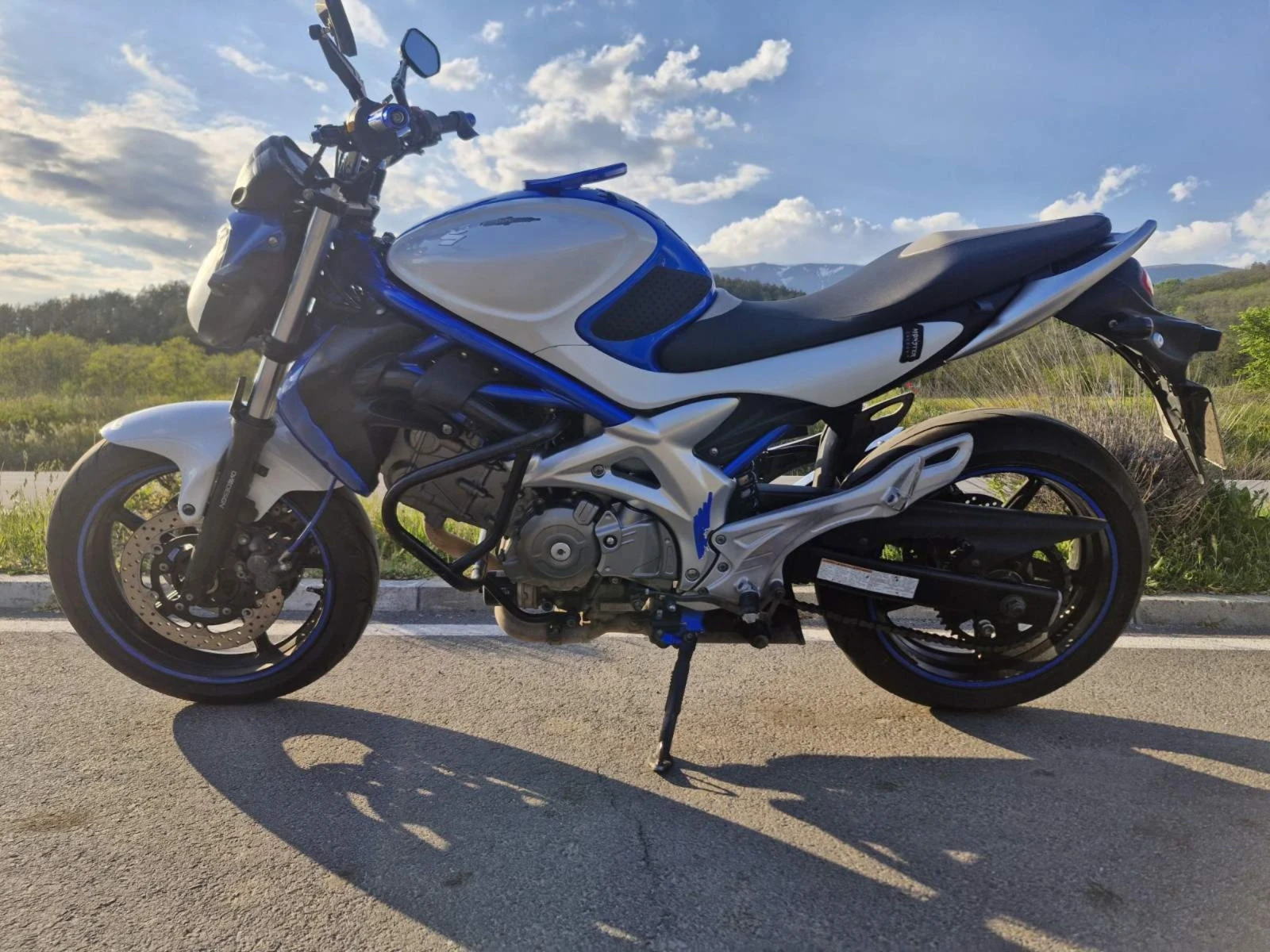 Suzuki Gladius 650