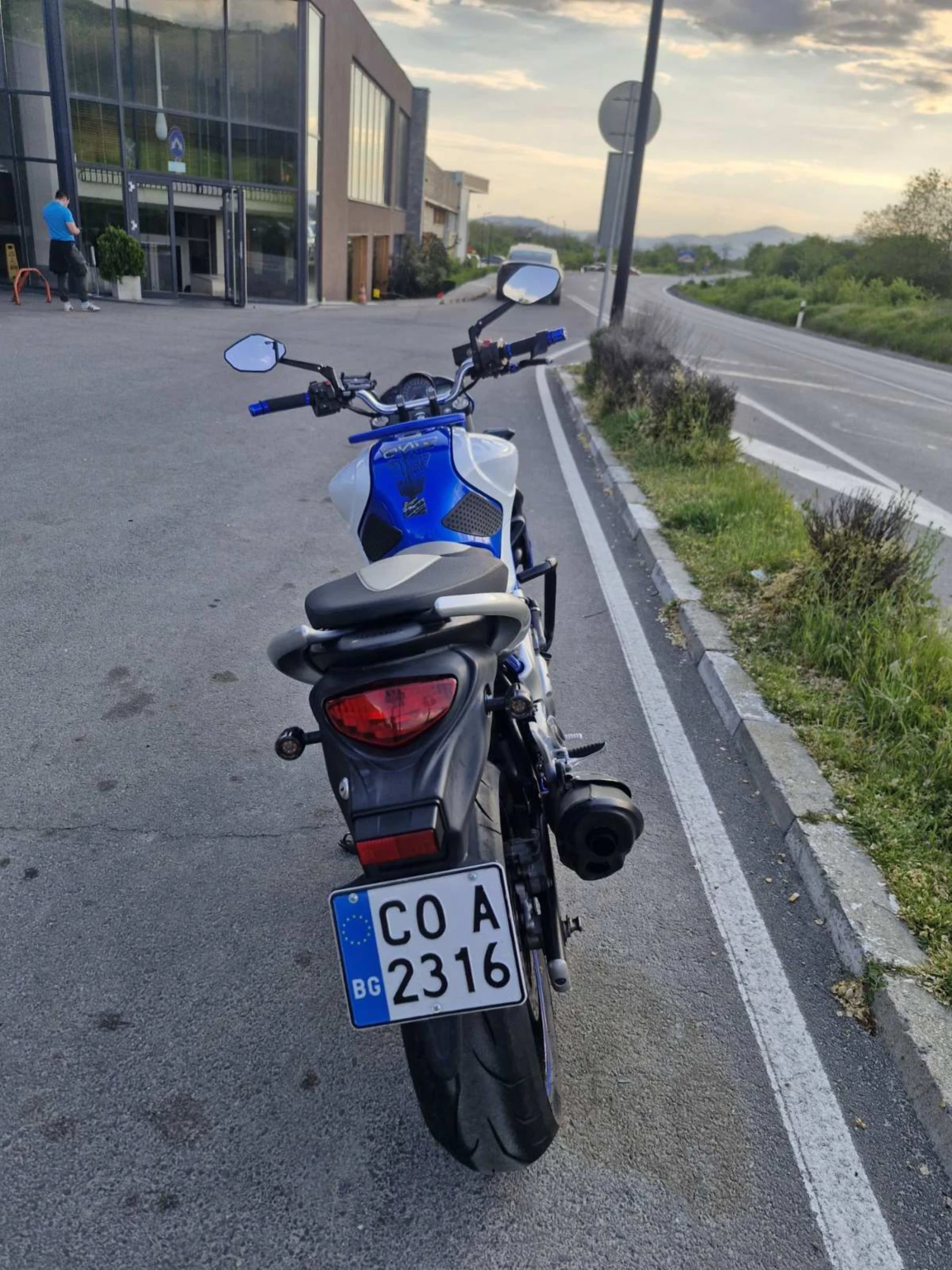 Suzuki Gladius 650, снимка 5 - Мотоциклети и мототехника - 55167184