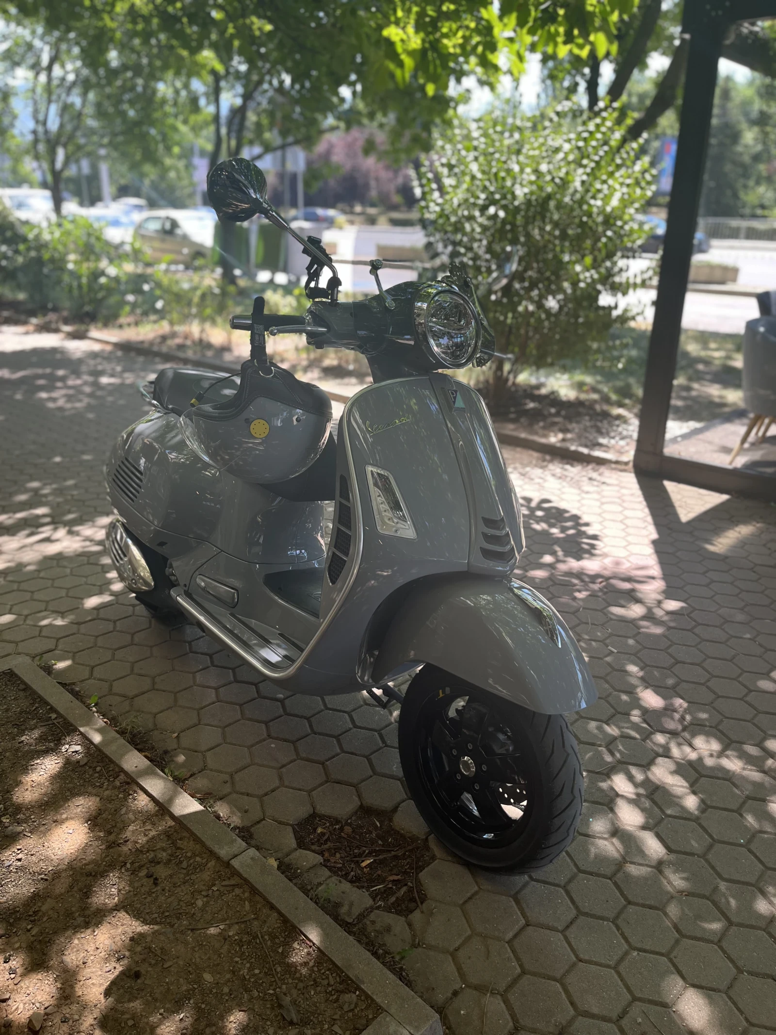 Vespa GTS 300