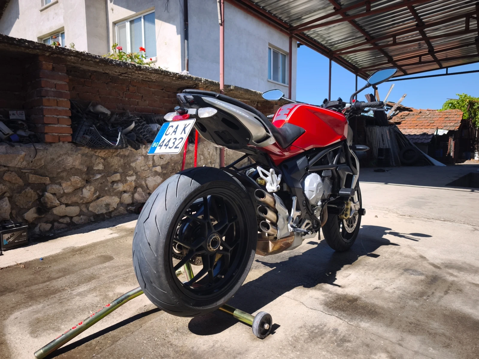 MV Agusta Brutale Brutale 800, снимка 14 - Мотоциклети и мототехника - 56057506