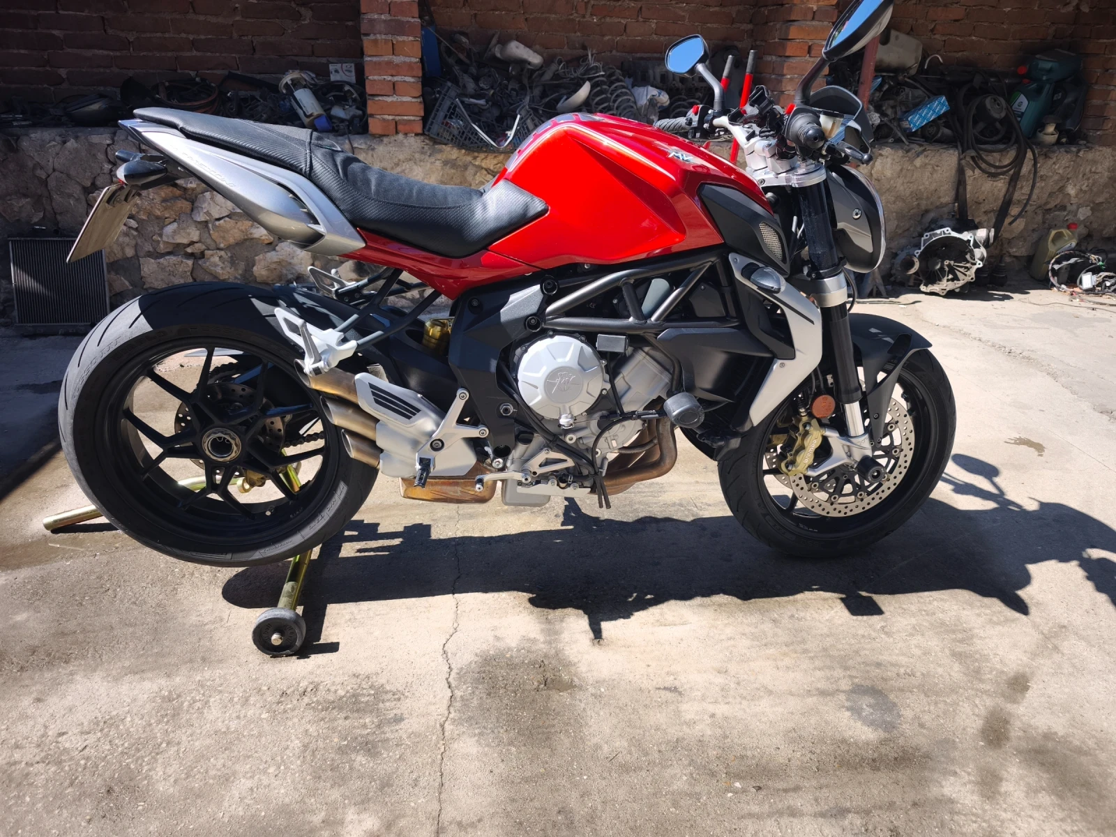 MV Agusta Brutale Brutale 800, снимка 15 - Мотоциклети и мототехника - 56057506