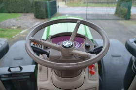 Трактор John Deere 6215R, снимка 11