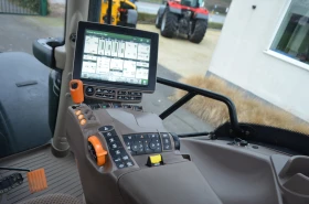 Трактор John Deere 6215R, снимка 9