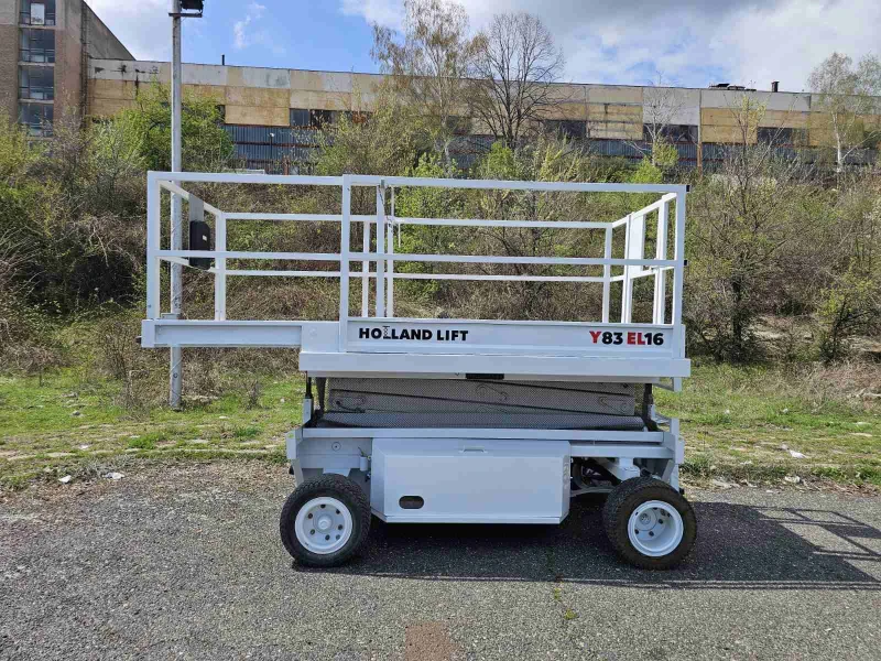 Автовишка Друга марка HOLLAND LIFT 83EL16, снимка 5 - Индустриална техника - 49901379
