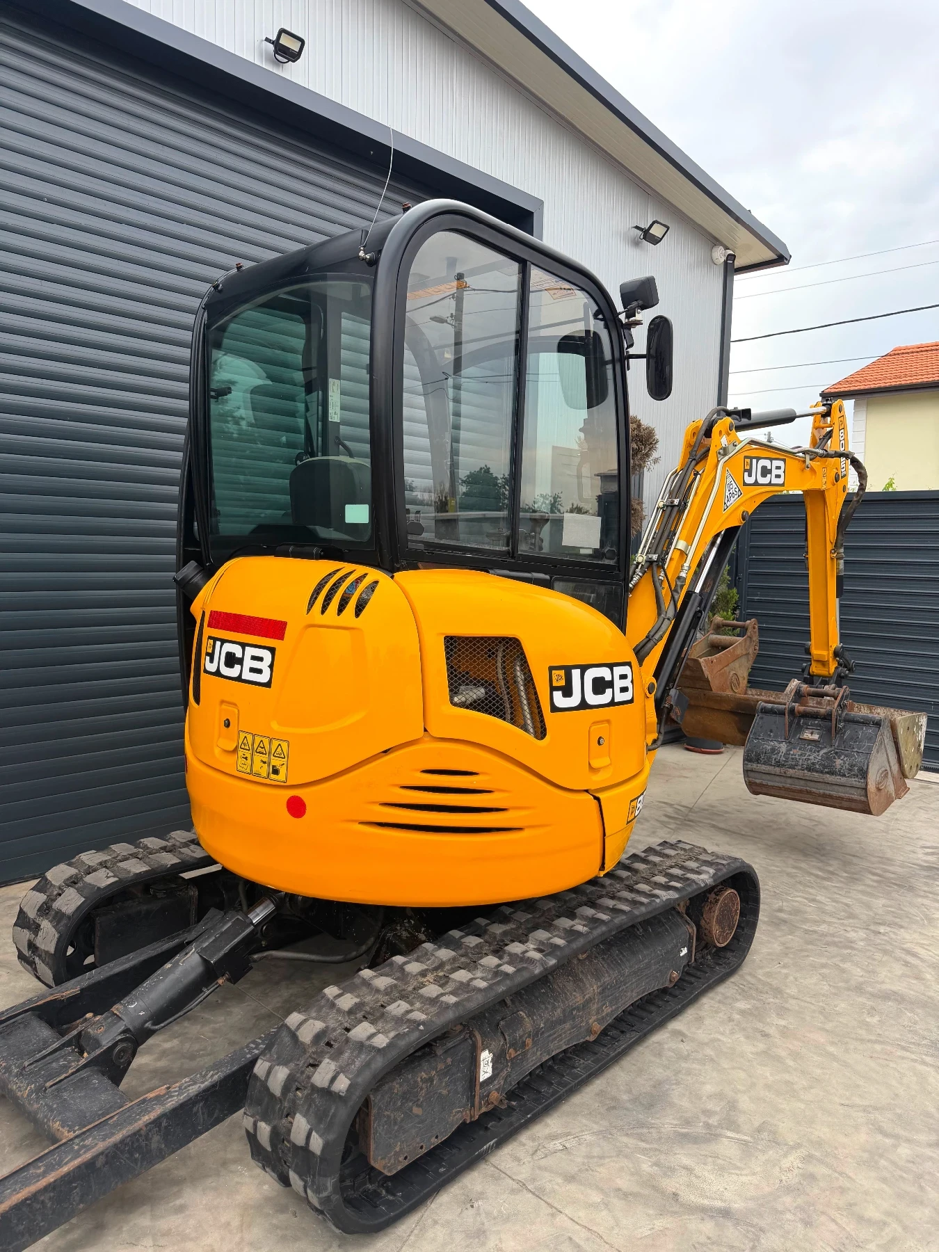 Багер JCB 8025 ПЕРФЕКТЕН, снимка 5 - Индустриална техника - 54871125
