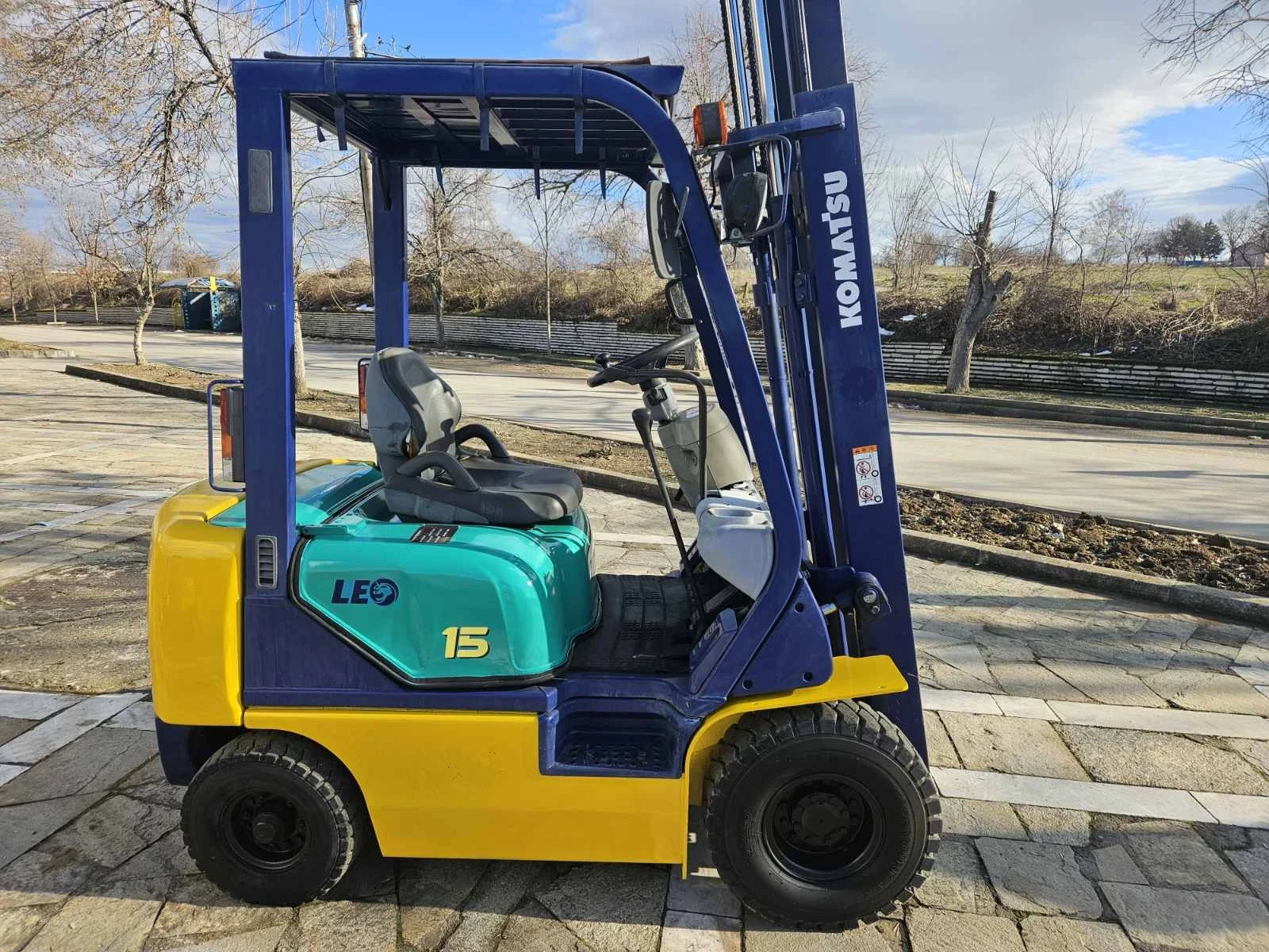 ������� Komatsu  LE-15 | Mobile.bg � ����������� 7