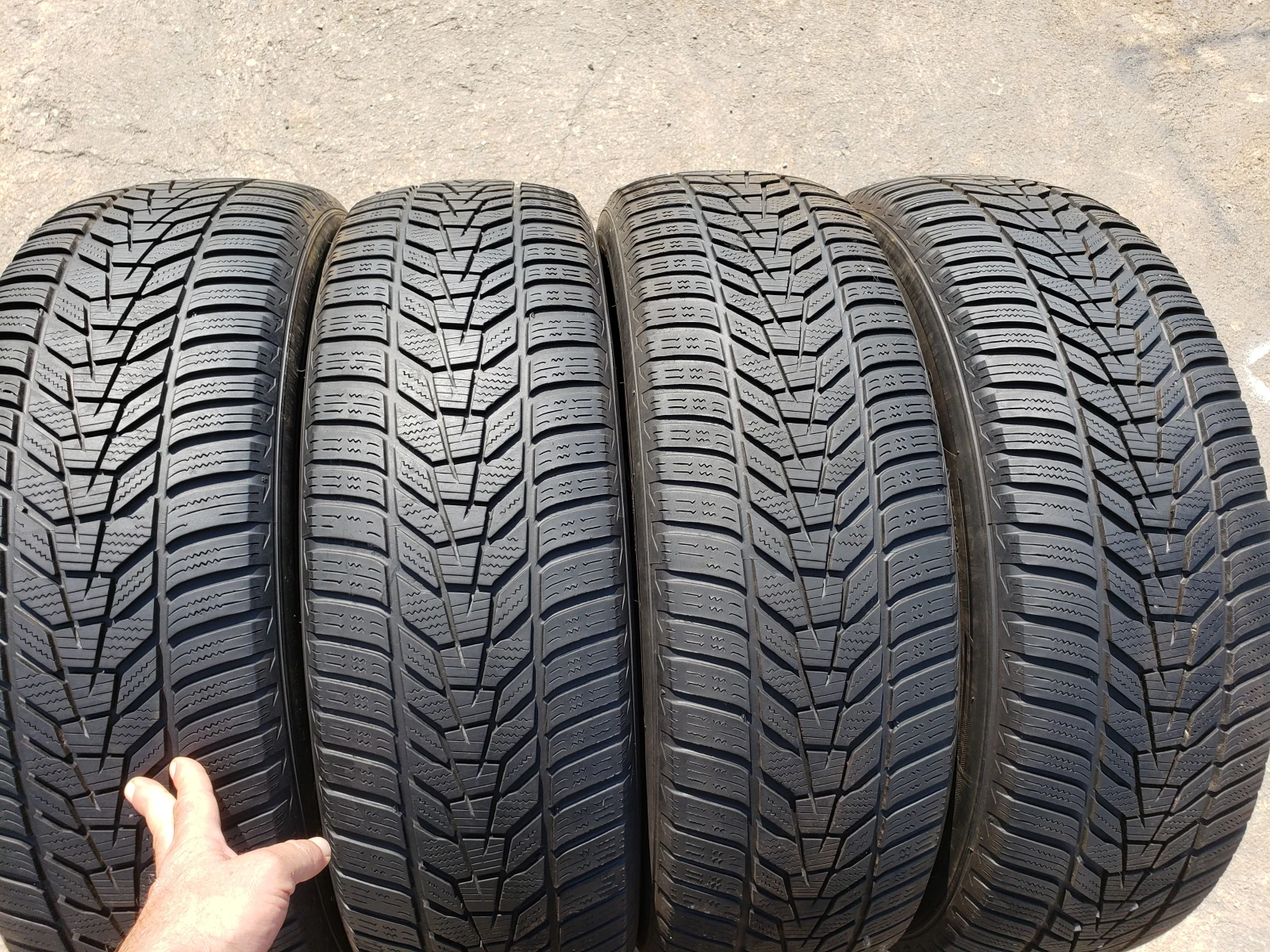 ���� 235/65R19 | Mobile.bg � ����������� 2