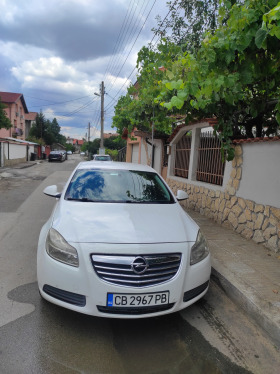Opel Insignia, снимка 1 - Автомобили и джипове - 45664630