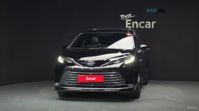 Toyota Sienna 2.5HYBRID* AWD* ПОДГРЕВ* ОБДУХВАНЕ* ШИБИДАХ* КАМЕР | Auto.bg — изображение 3