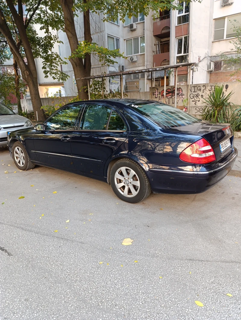 Mercedes-Benz 240, снимка 4 - Автомобили и джипове - 47409486