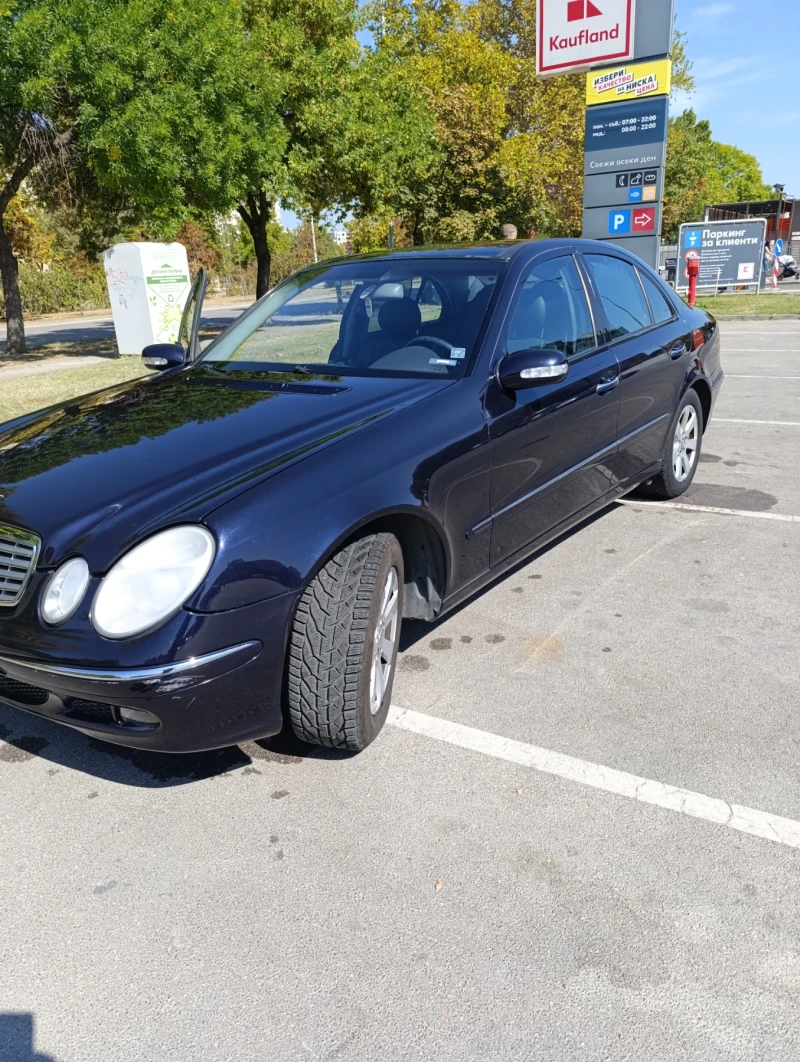 Mercedes-Benz 240, снимка 3 - Автомобили и джипове - 47409486