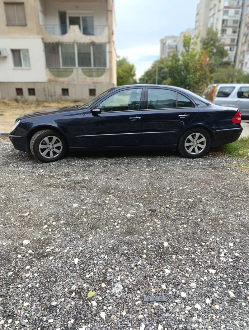 Mercedes-Benz 240, снимка 10 - Автомобили и джипове - 47409486