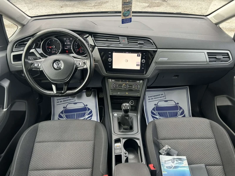 VW Touran 1.6 TDI 115 * 7 МЕСТА * ПАНОРАМА * КАМЕРА * АСС * , снимка 8 - Автомобили и джипове - 48685167