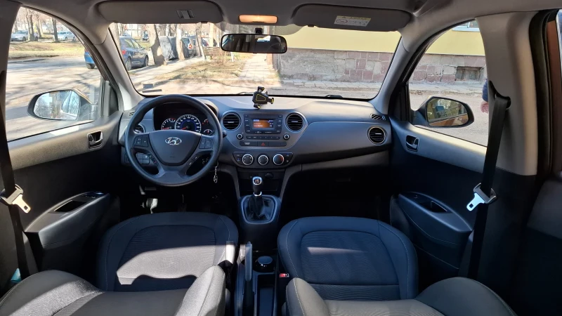 Hyundai I10 1.2i бензин, снимка 6 - Автомобили и джипове - 49085931