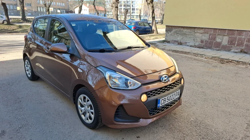 Hyundai I10 1.2i бензин, снимка 5 - Автомобили и джипове - 49085931