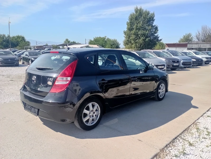 Hyundai I30 1.4, ФЕЙС, сервизна книжка , снимка 4 - Автомобили и джипове - 51623738