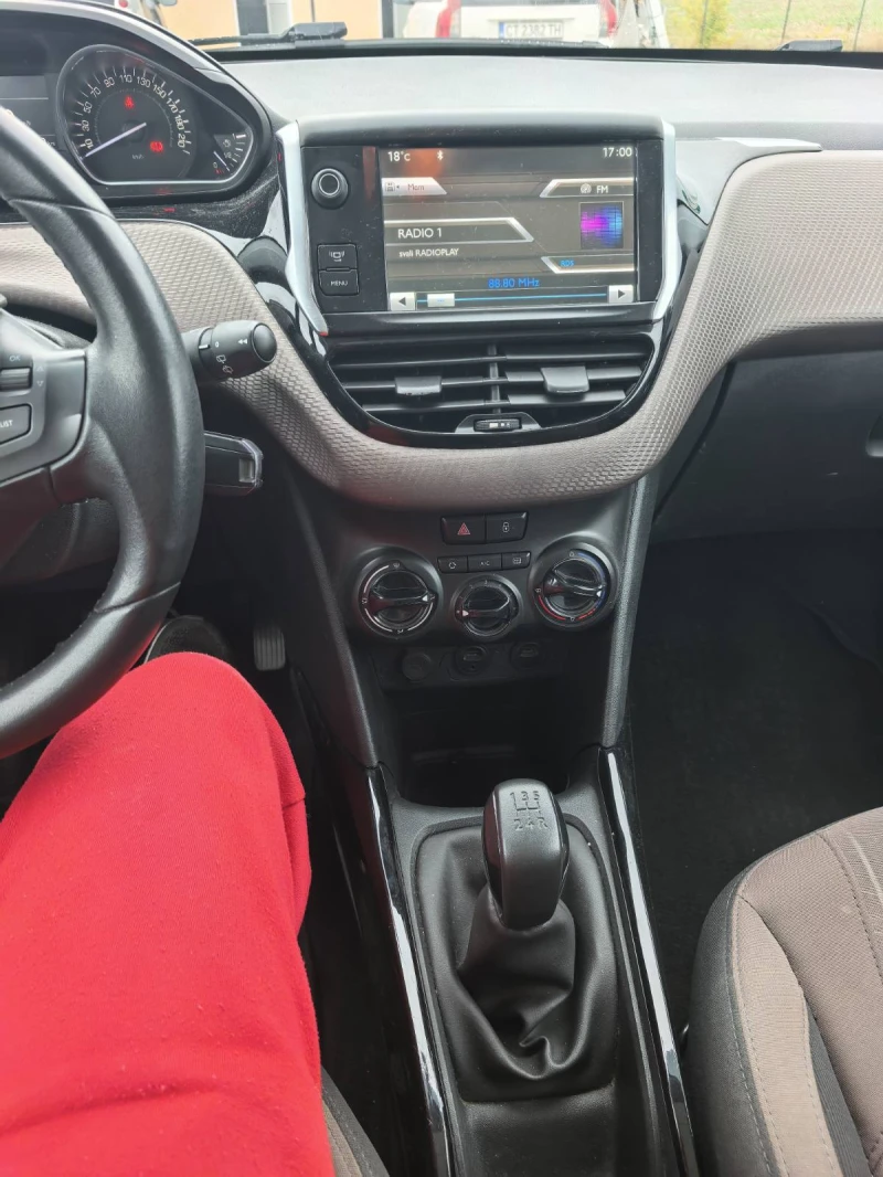 Peugeot 2008 1.2 VTi Active, снимка 8 - Автомобили и джипове - 52091692