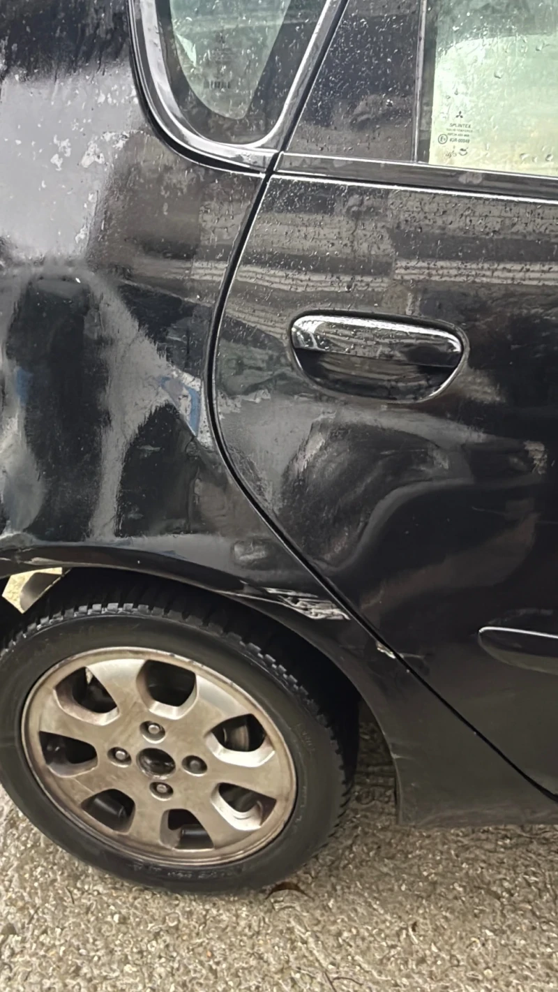 Mitsubishi Colt, снимка 6 - Автомобили и джипове - 52368711