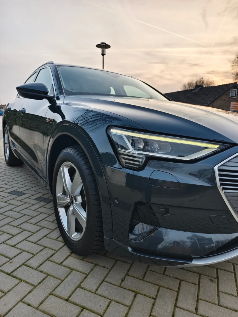 Audi E-Tron Sportback, 55 Quattro, 95kWh, в Гаранция., снимка 2 - Автомобили и джипове - 52881020