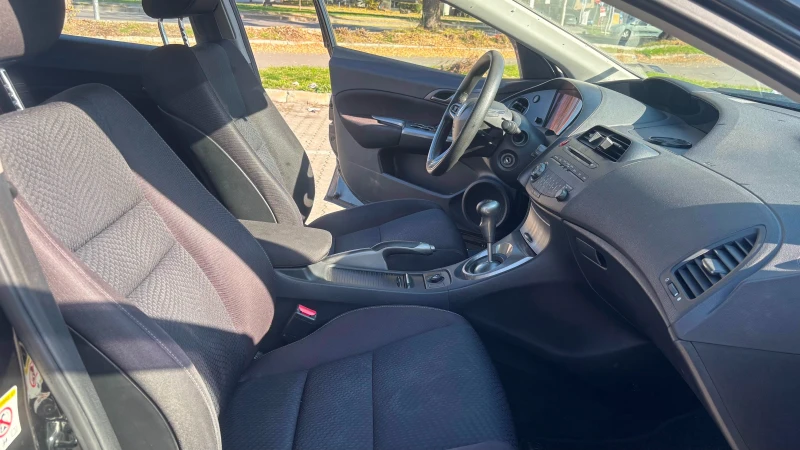 Honda Civic, снимка 6 - Автомобили и джипове - 53297531