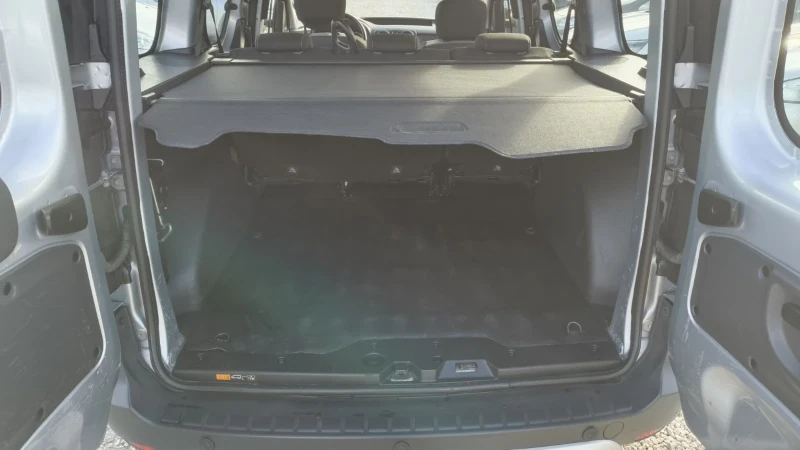Dacia Dokker 1, 5-Stepway, снимка 12 - Автомобили и джипове - 53444852