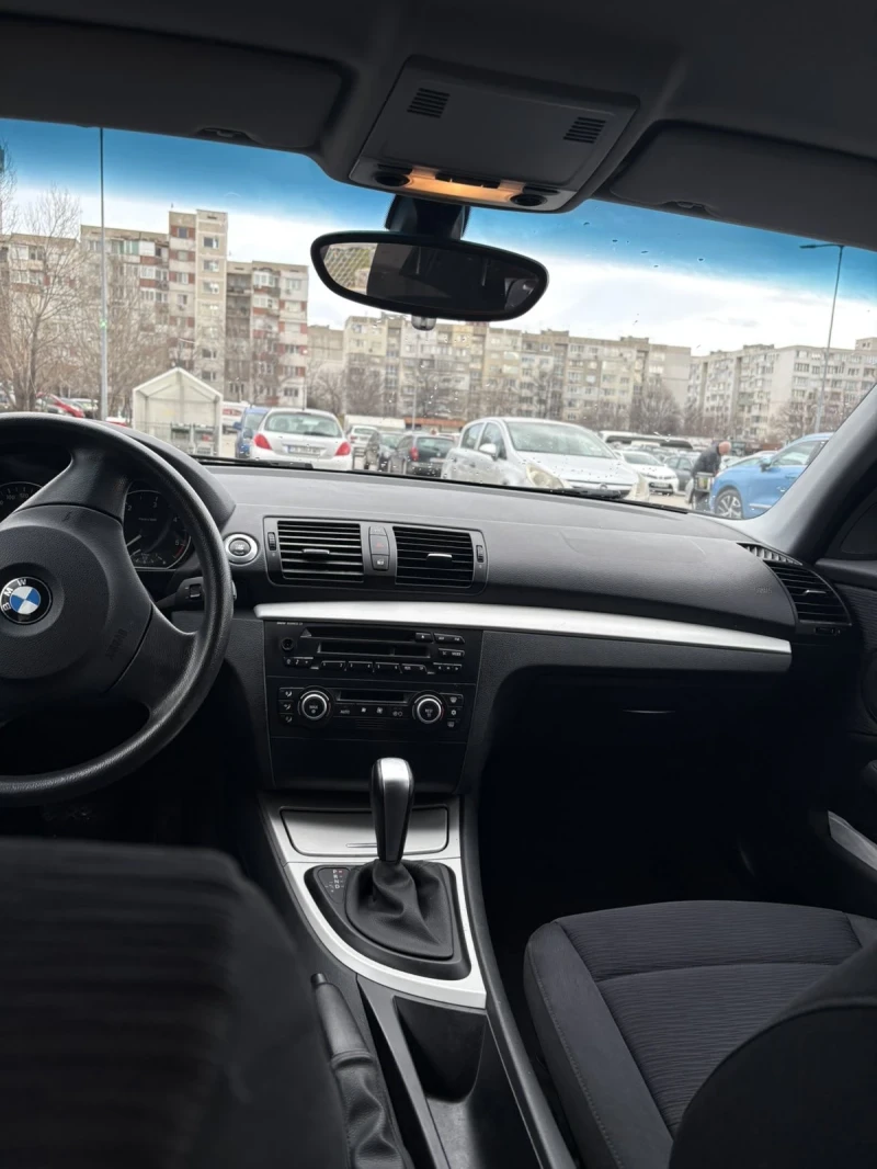 BMW 120 BMW 118d/FACELIFT/2.0D/AVTOMAT, снимка 8 - Автомобили и джипове - 53566132