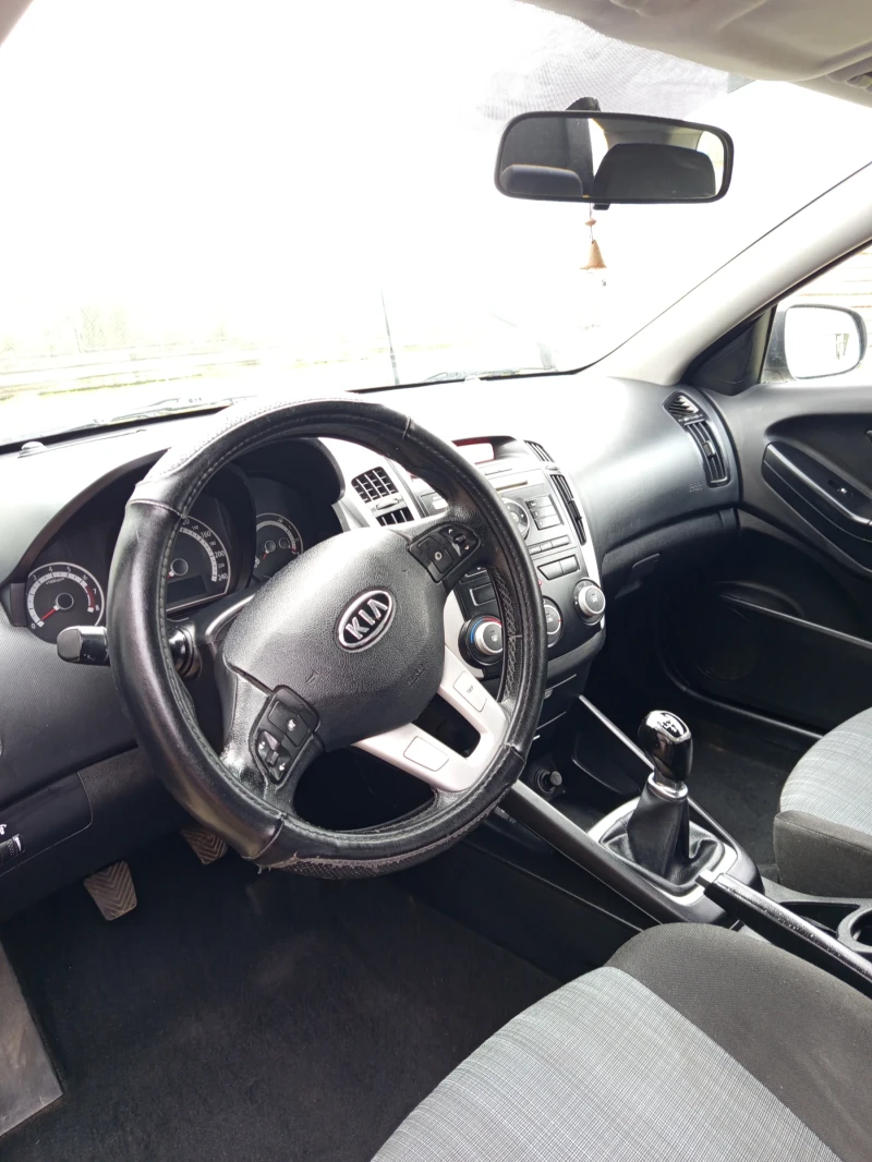 Kia Pro ceed, снимка 6 - Автомобили и джипове - 53593457