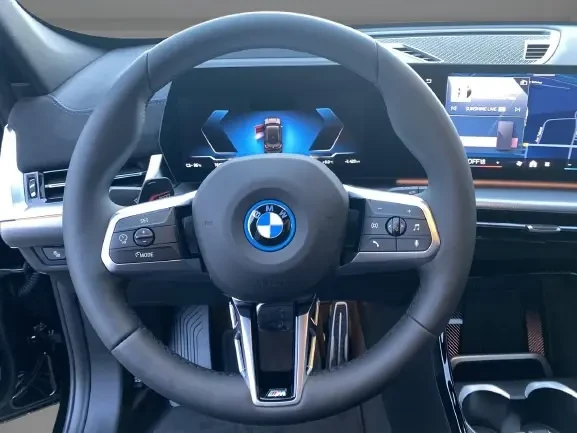 BMW iX1 eDrive20 = M-Sport = Гаранция, снимка 8 - Автомобили и джипове - 53915509