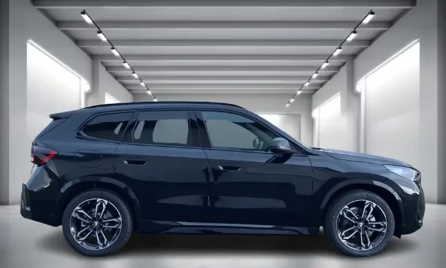 BMW iX1 eDrive20 = M-Sport = Гаранция, снимка 4 - Автомобили и джипове - 53915509