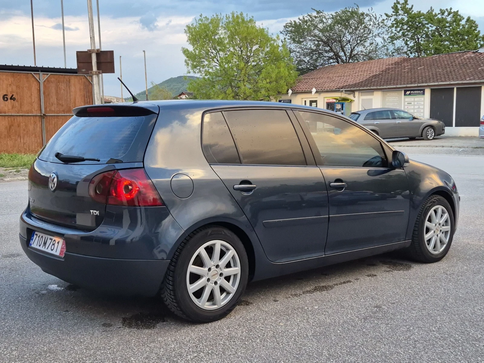 VW Golf 1.9~TDI~BKC  - изображение 5