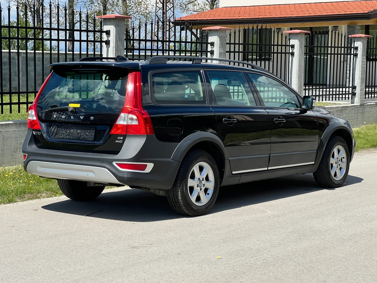 Volvo Xc70 2.4 D5 - изображение 5