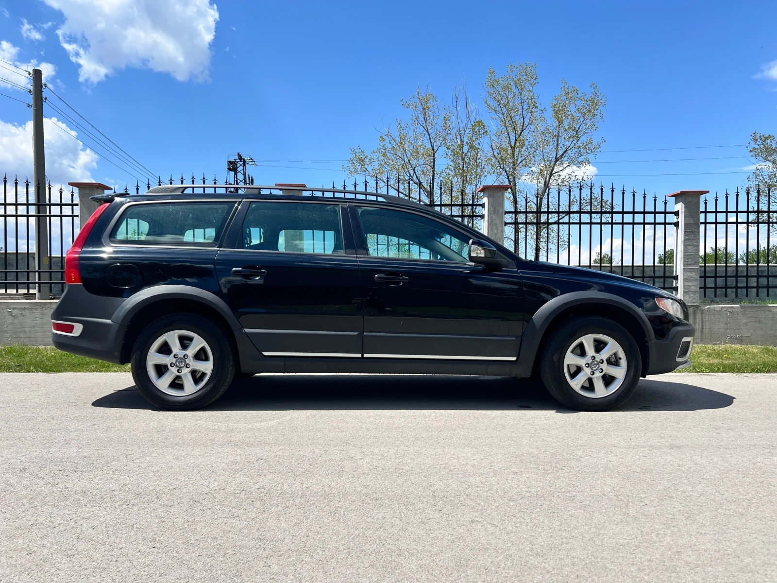 Volvo Xc70 2.4 D5 - изображение 8
