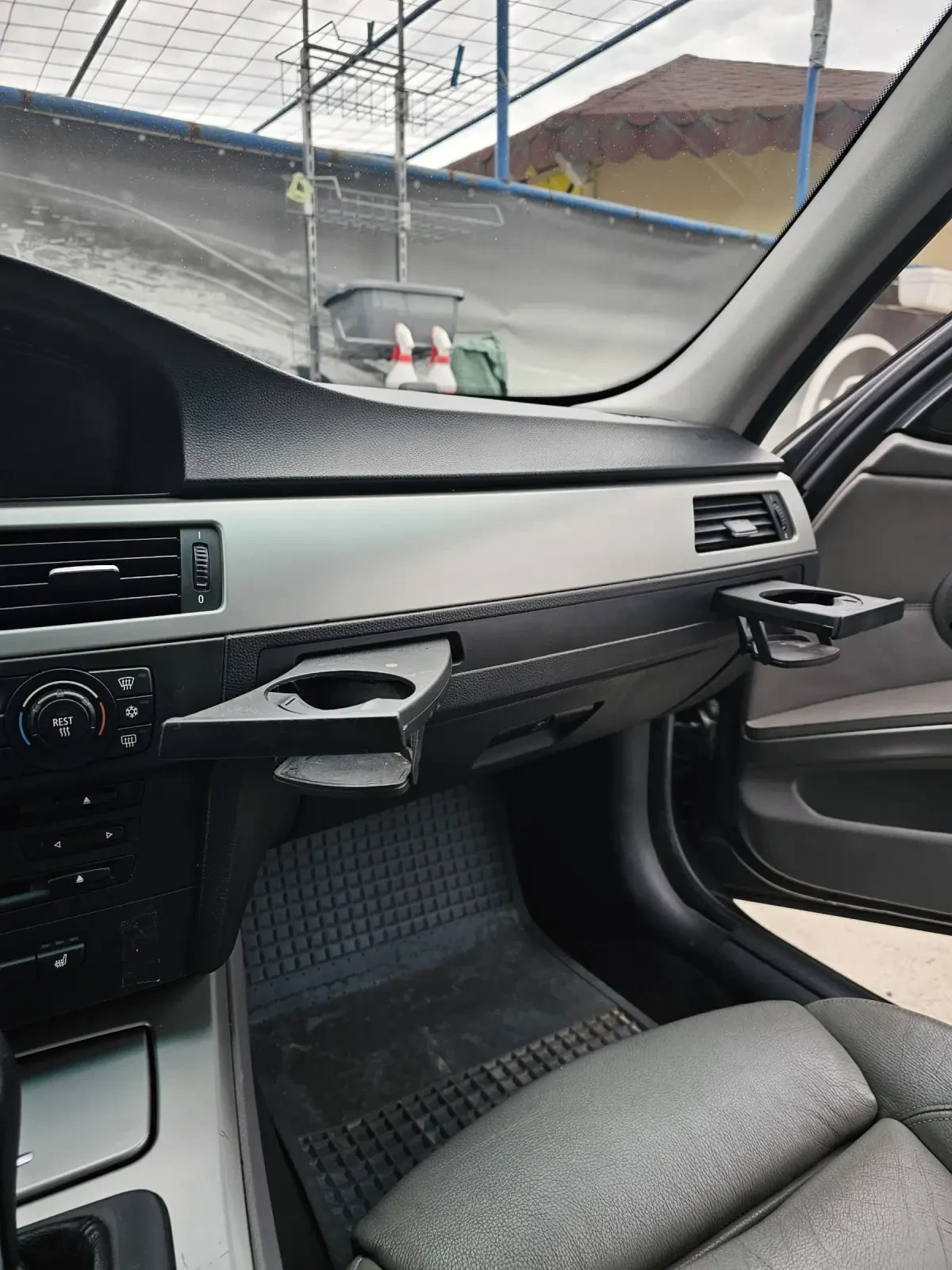 BMW 320  - изображение 9