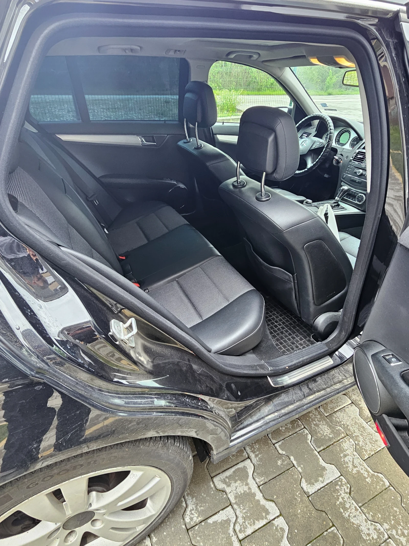 Mercedes-Benz C 220 2.2 170 OM646 топ състояние - изображение 9