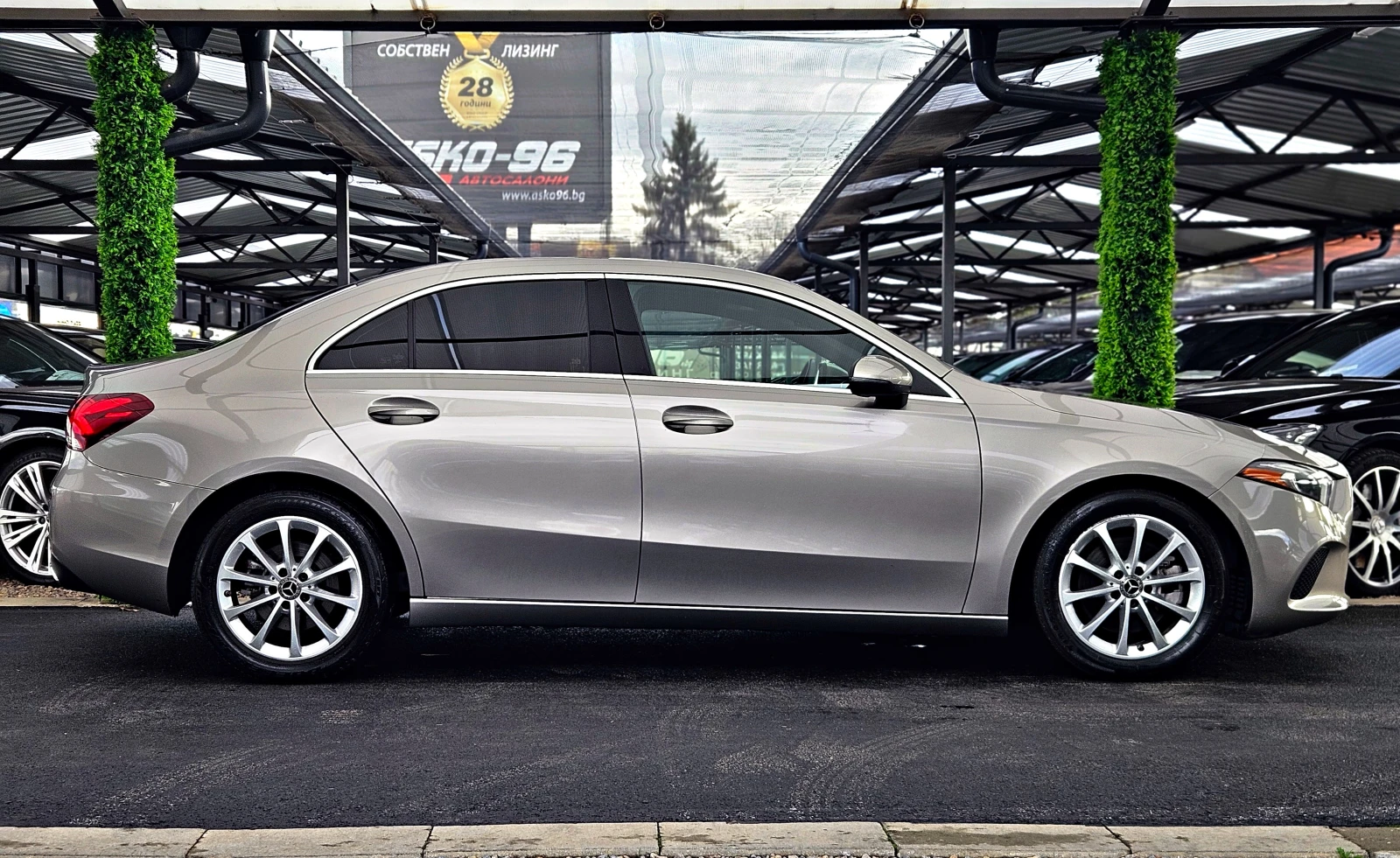 Mercedes-Benz A 220 AMG/DIGITAL/CAMERA/PANO/ПОДГРЕВ/CAR PLAY/AMBIENT - изображение 4